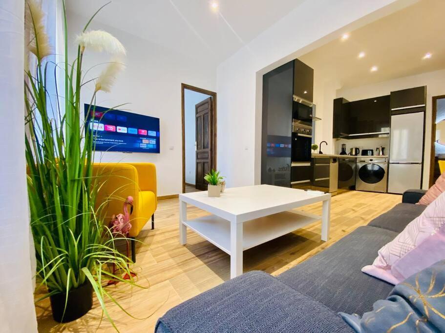 Appartamento Style & Design Flat In The Center Of Madrid Esterno foto