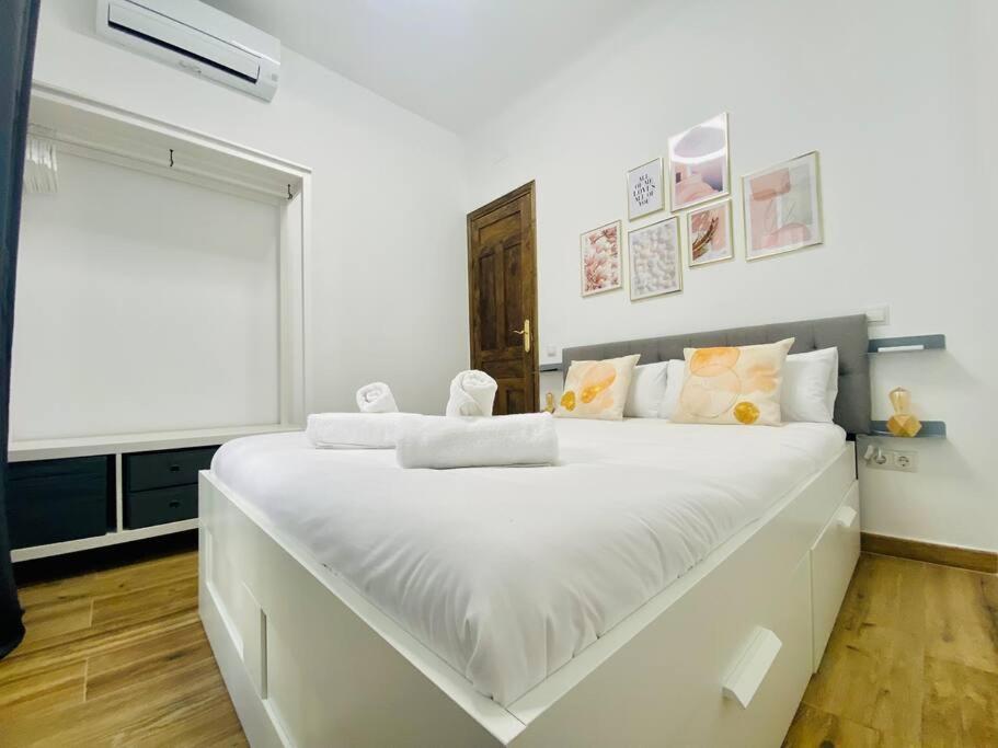 Appartamento Style & Design Flat In The Center Of Madrid Esterno foto